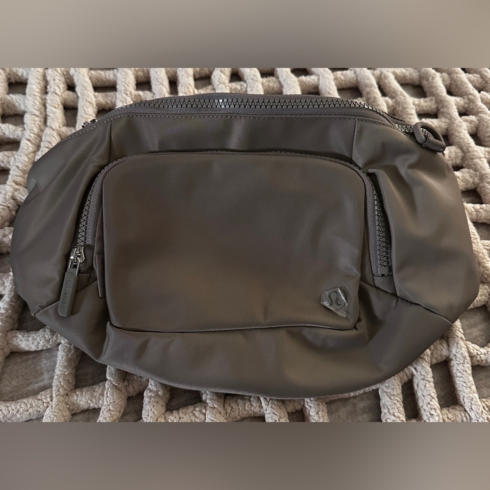Lululemon Everywhere Belt Bag Double-Extra Large